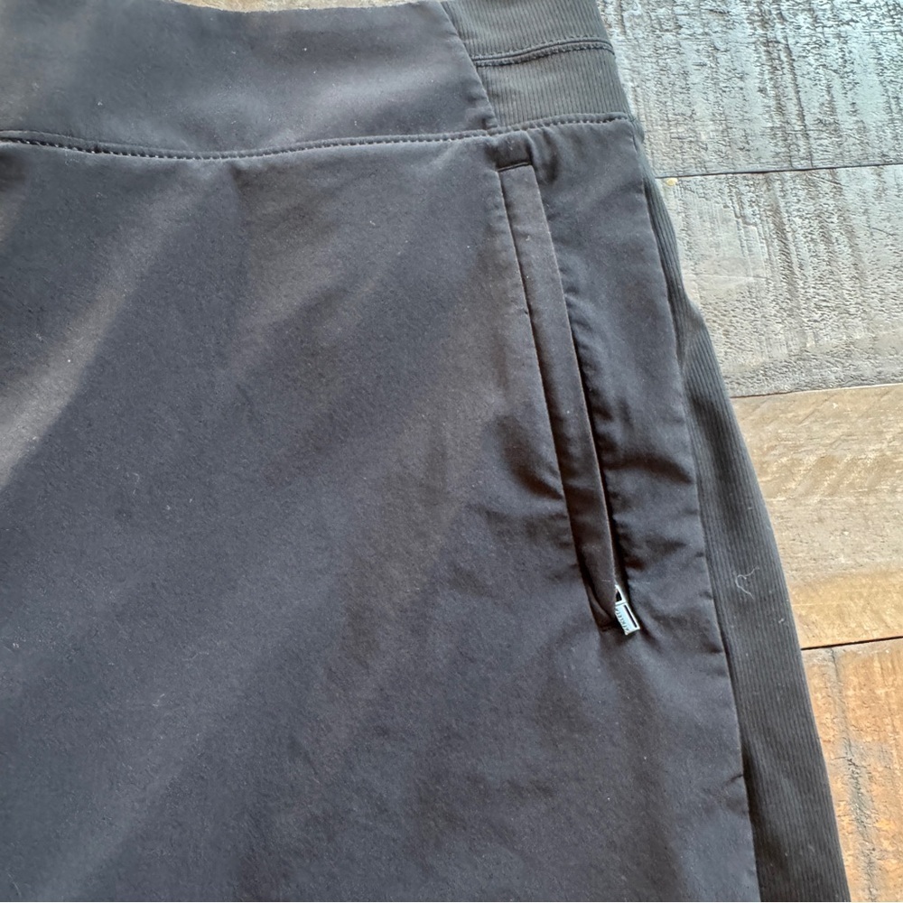 Athleta Brooklyn Skort 16” Black SIZE 14 #657678 Zipper Pockets Golf Athletic - Picture 3 of 8